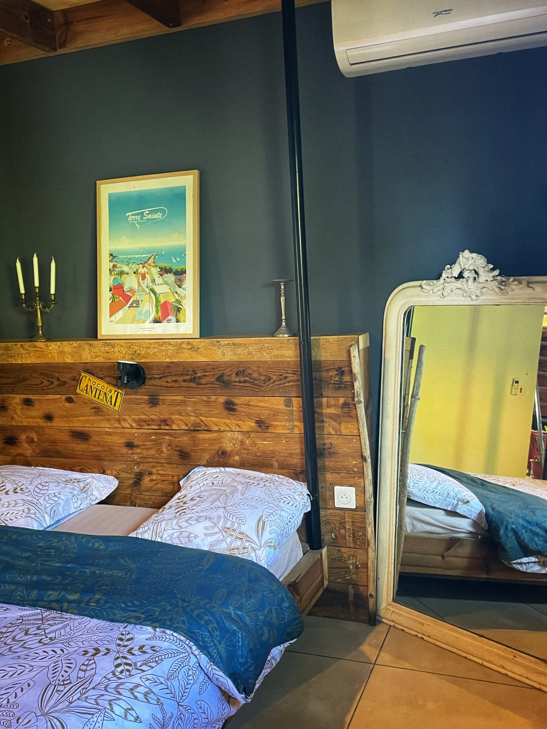 Toutes les chambres sont climatisées.